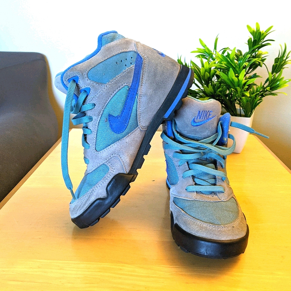 NIKE Vintage Hiking Boots/High-Top Sneakers